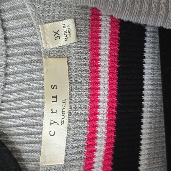 Cyrus Ladies 3X Cardigan - Picture 2 of 6